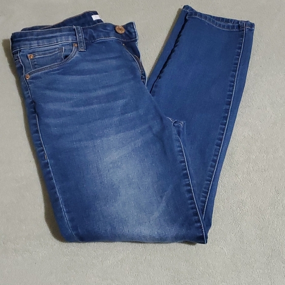 Jeans - Picture 1 of 3